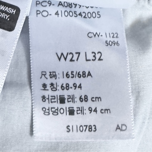 Levi’s 70s High Flare Jeans Women’s 27 x 32 Medium Wash Ultra High Rise NWT - Picture 12 of 12